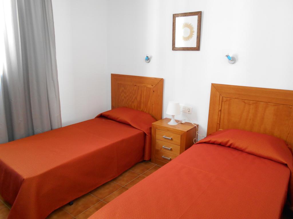 Realrent Costa Teguise Beach Bagian luar foto