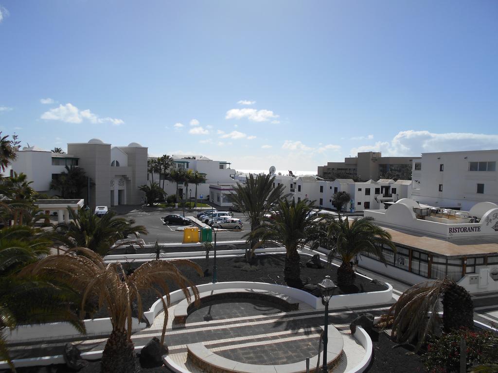 Realrent Costa Teguise Beach Bagian luar foto