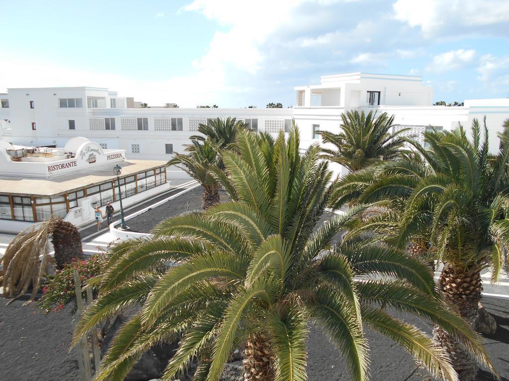Realrent Costa Teguise Beach Bagian luar foto