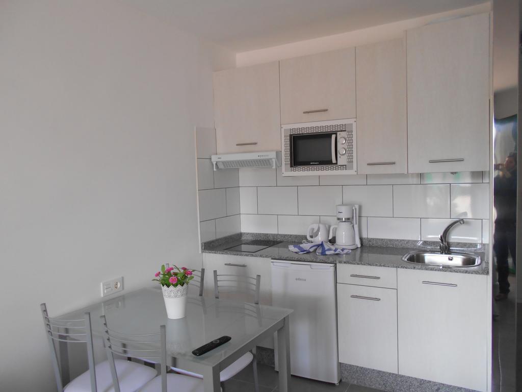 Realrent Costa Teguise Beach Bagian luar foto
