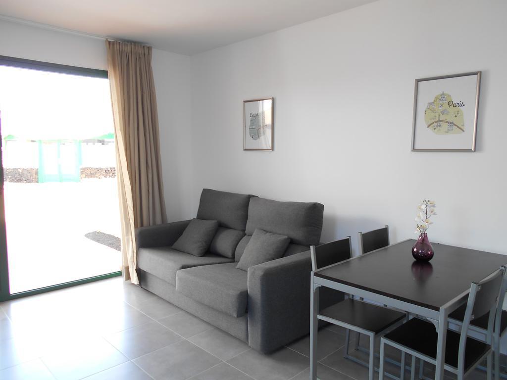 Realrent Costa Teguise Beach Bagian luar foto